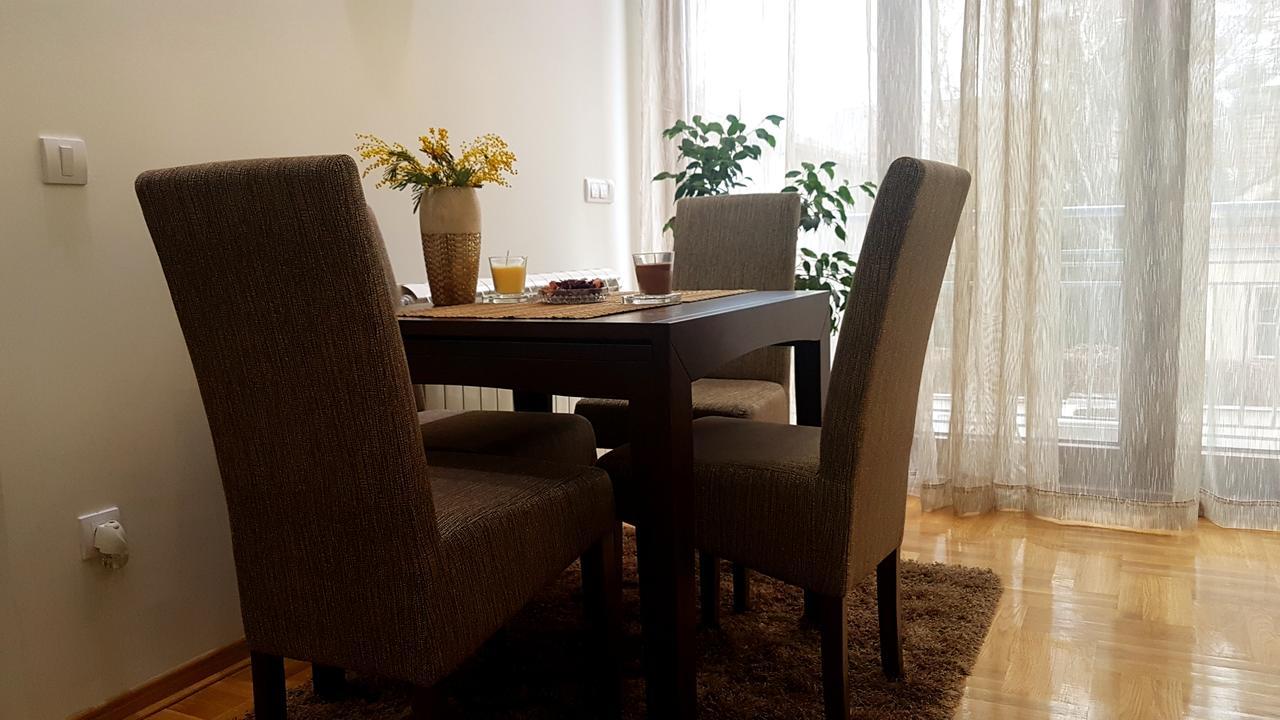 Apartment Iris Belgrado Exterior foto